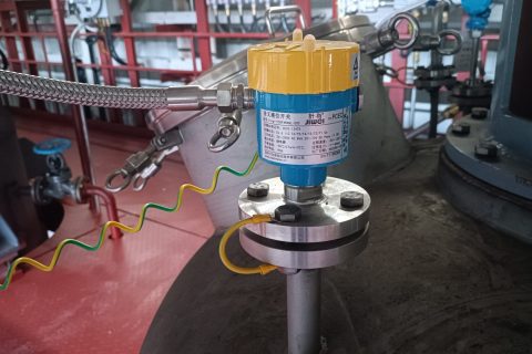 Explosion-proof Version of Ring-11 Liquid Level Switches Used in Tobacco Production Line to Control Water Level System